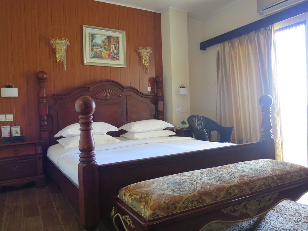 Hotel Essencia Dumaguete City Exterior foto